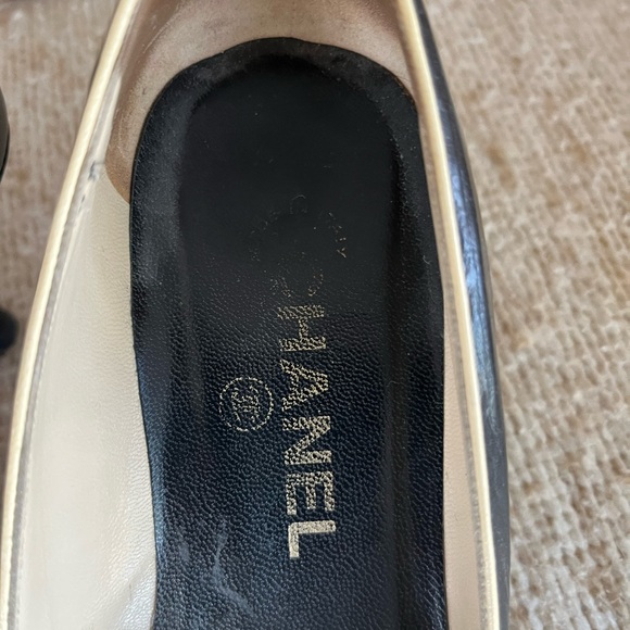Classic Chanel kitten heel pumps, 36.5 - Picture 4 of 13